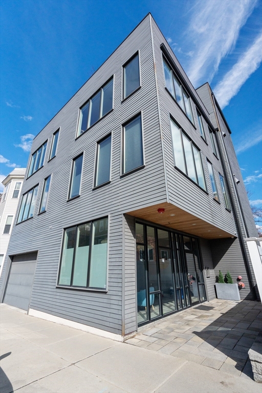 14 I Street # 7