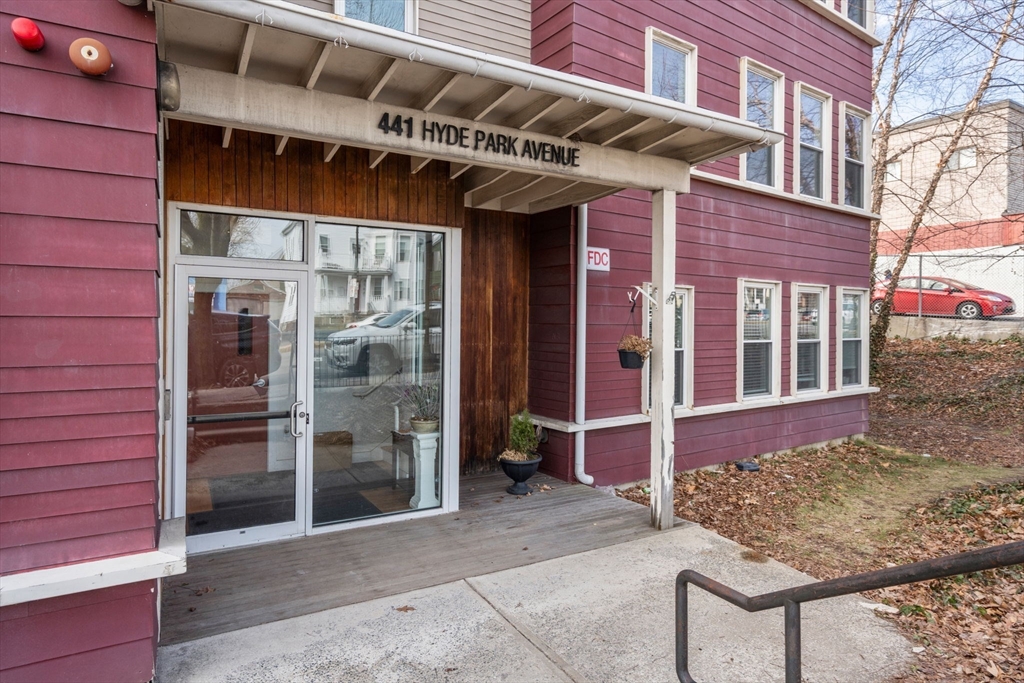 441 Hyde Park Ave # 7