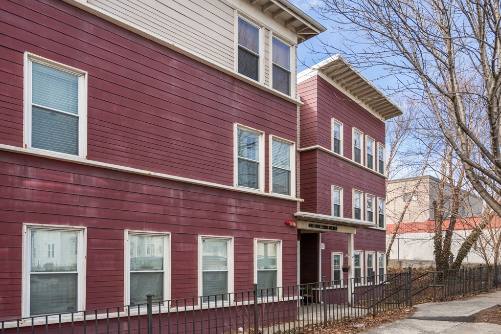 441 Hyde Park Ave # 7