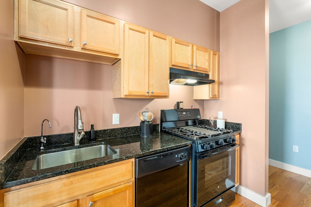 441 Hyde Park Ave # 7