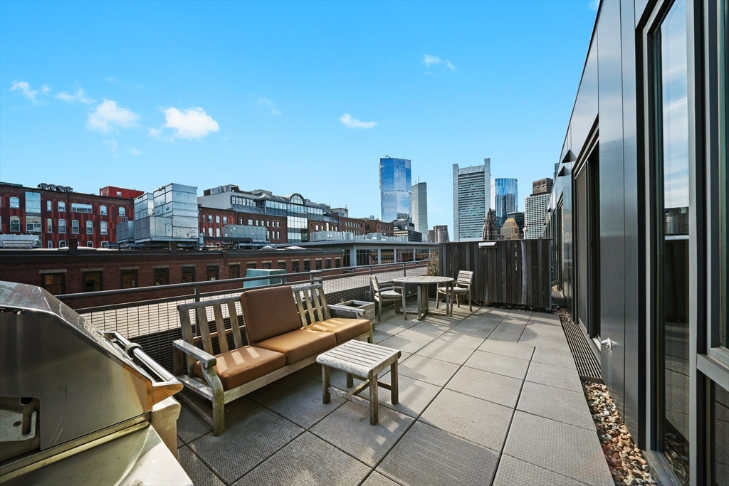 346 Congress Street # 609