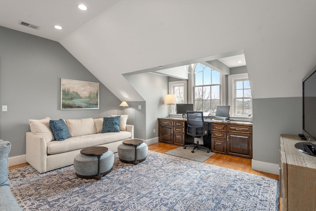 62 Pond Street # 2