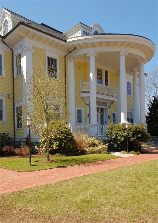 62 Pond Street # 2