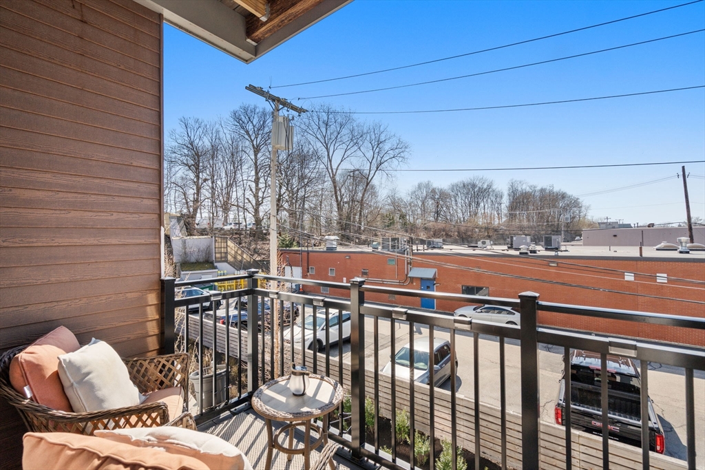 21 Soldiers Field Place # 206