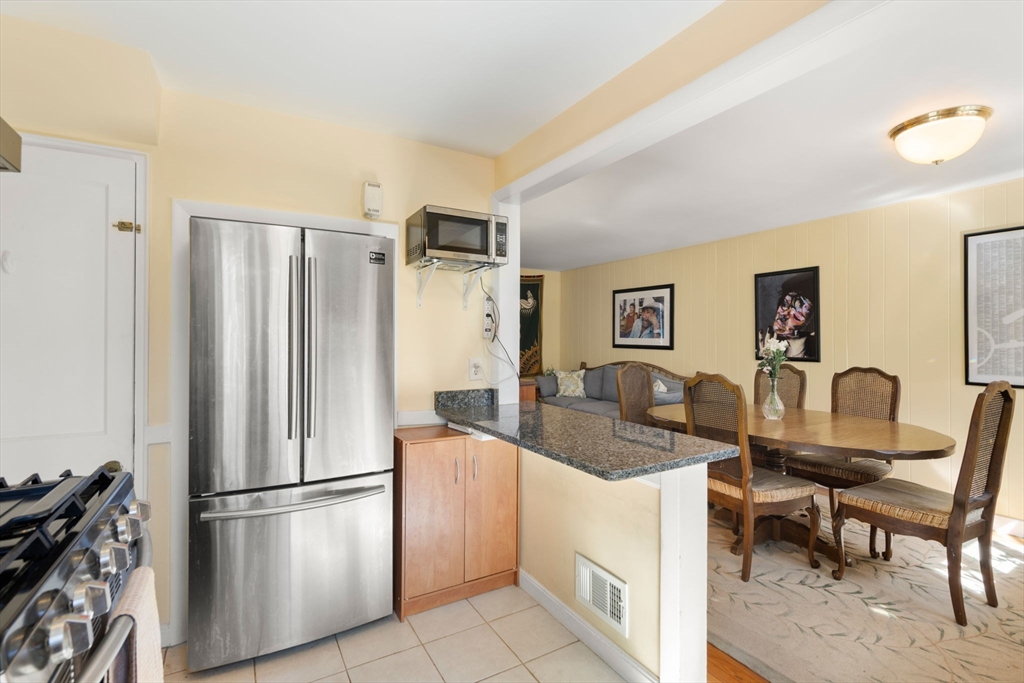 38 Grant Ave # 38