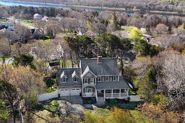 6 Luigi Ave