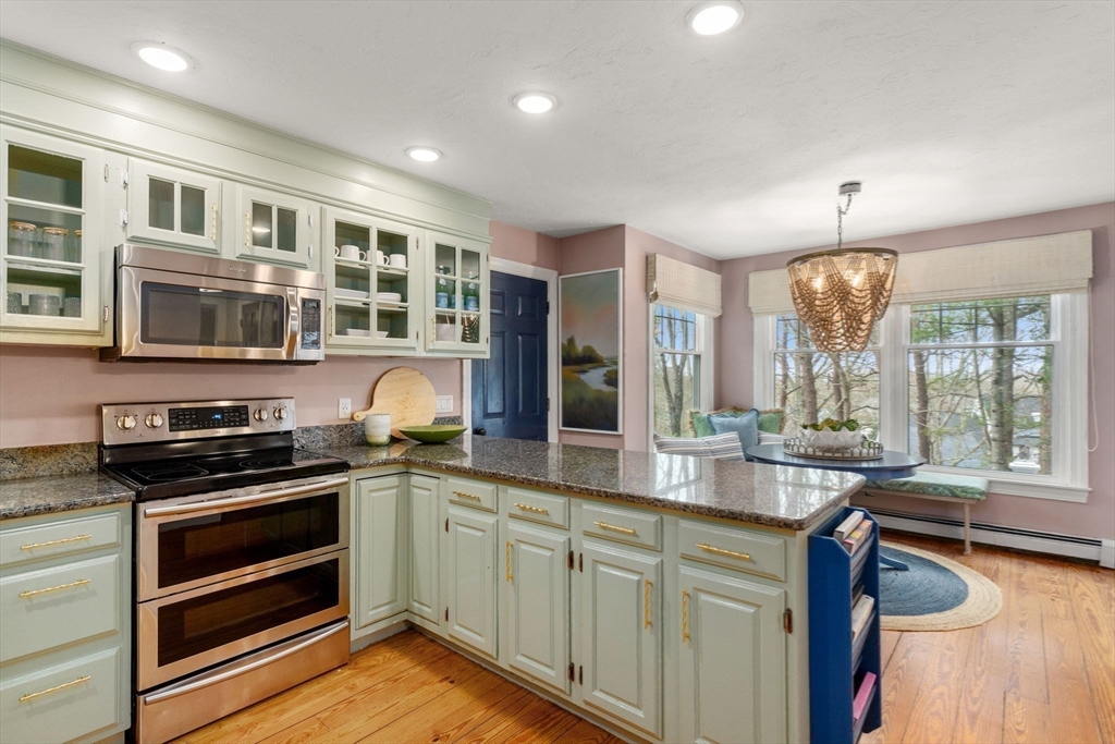 6 Luigi Ave