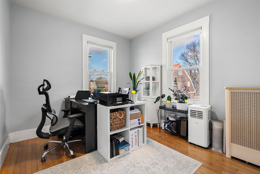 107 Winthrop St Unit: 2