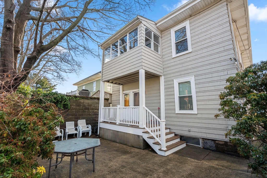 107 Winthrop St Unit: 2