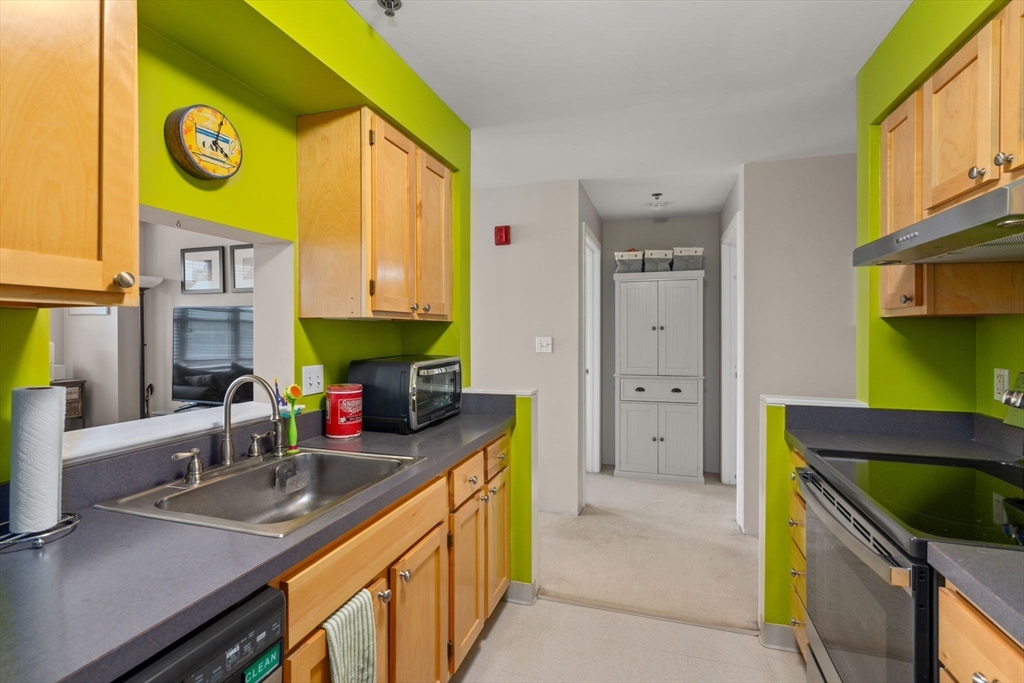 113 Sumner St # 32