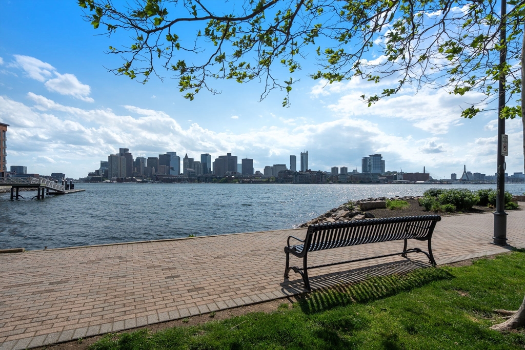 113 Sumner St # 32