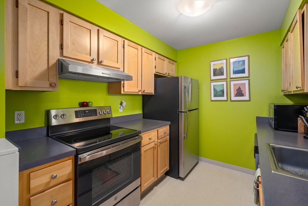 113 Sumner St # 32
