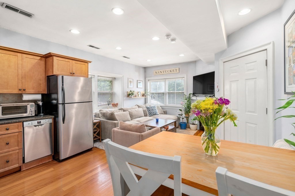 394 E Eighth # 1