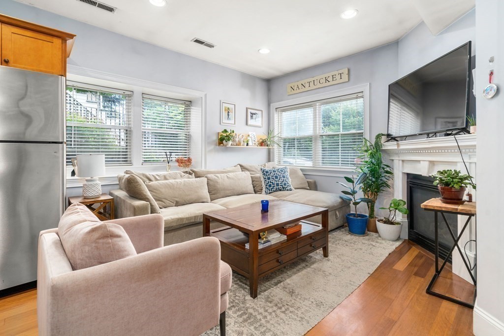 394 E Eighth # 1