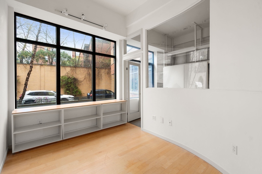 1180-1200 Washington St # 114