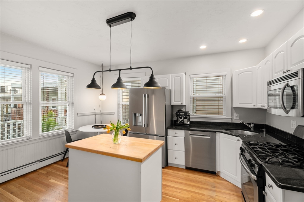 443 E 7th # 3