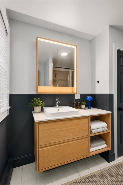 443 E 7th # 3