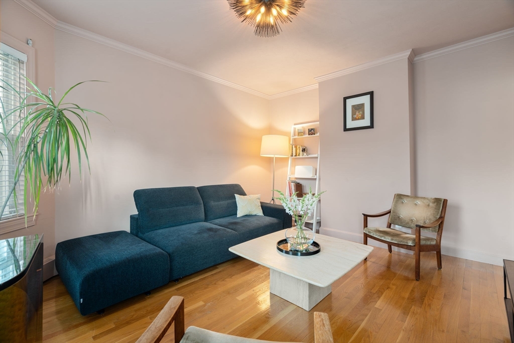 443 E 7th # 3