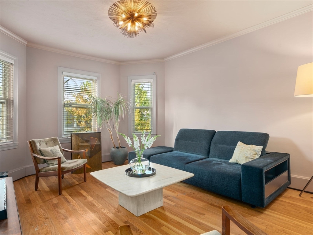 443 E 7th # 3