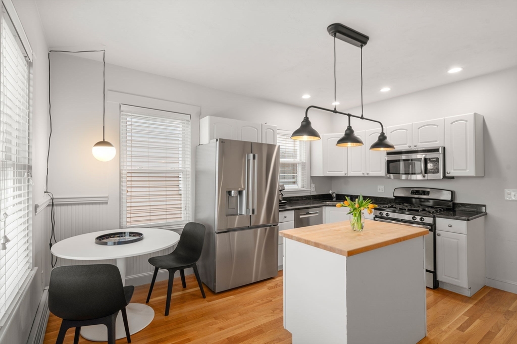 443 E 7th # 3