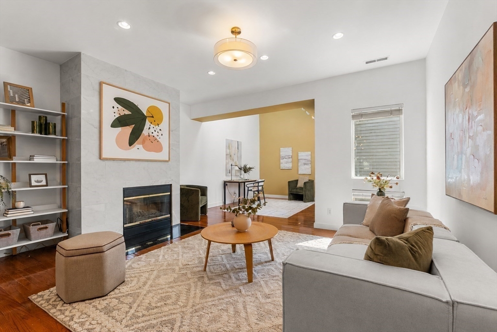 20 Ship Ave # 14