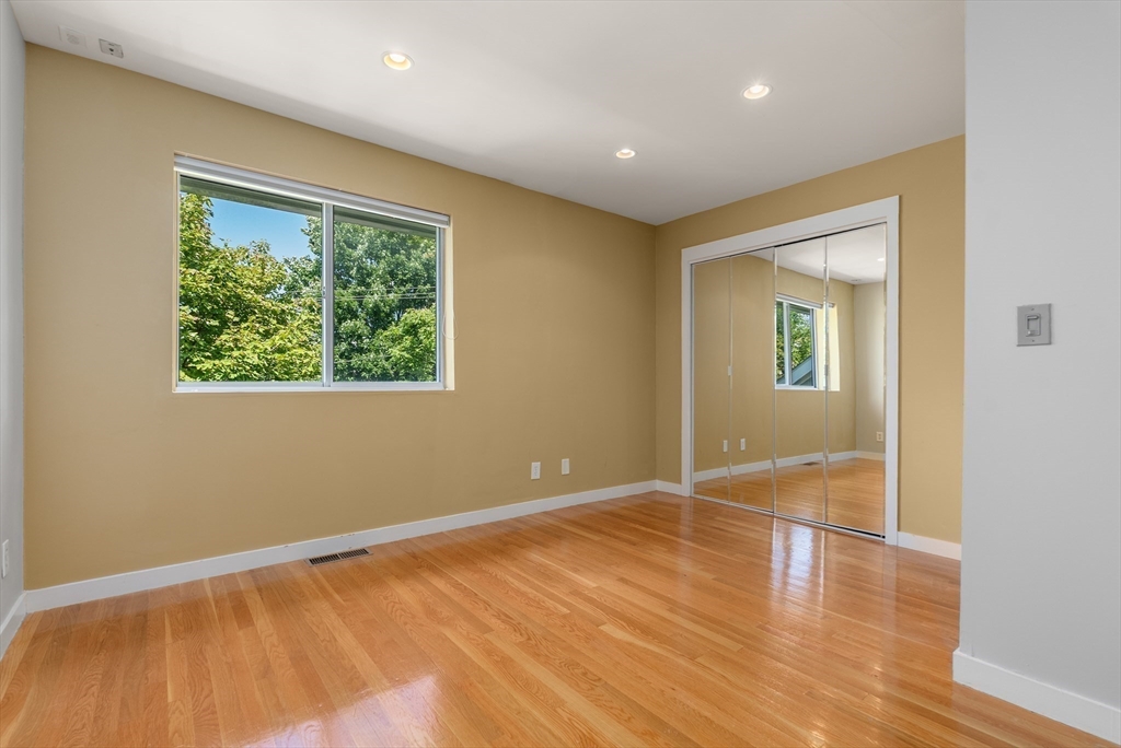 20 Ship Ave # 14