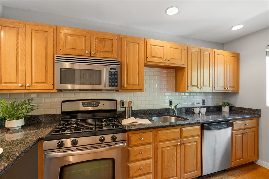 20 Ship Ave # 14