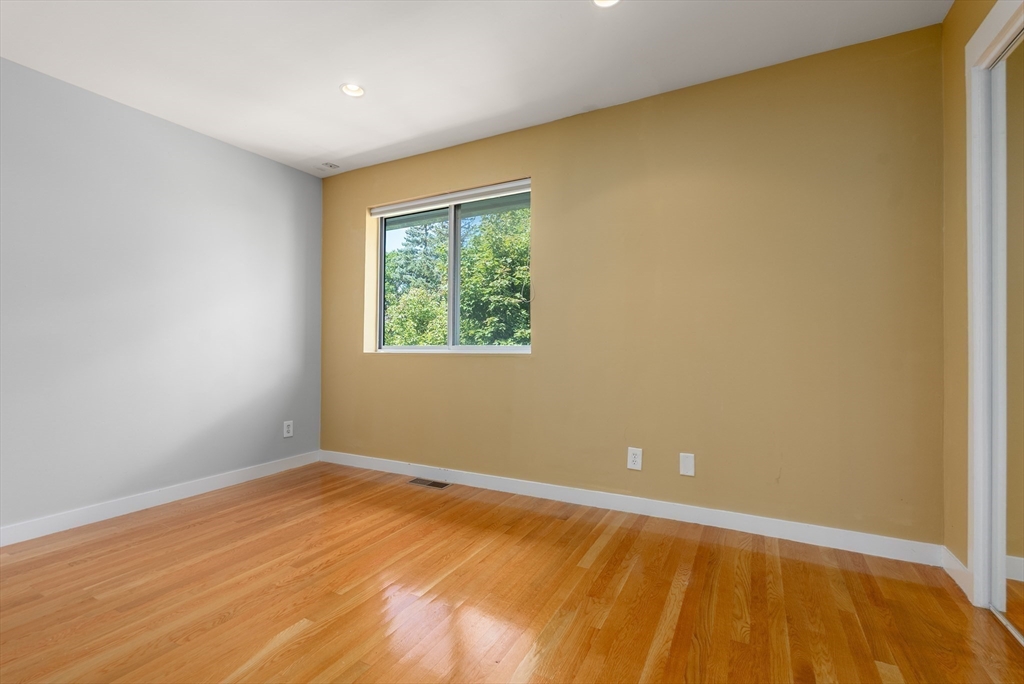20 Ship Ave # 14