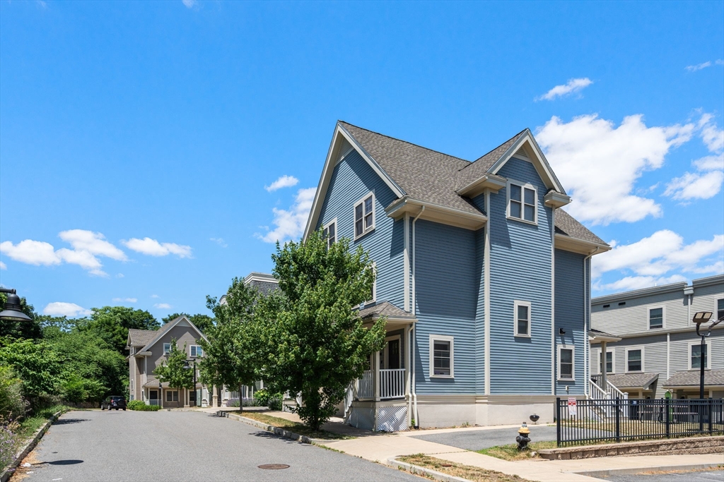 49 A Edgewood St # 49A