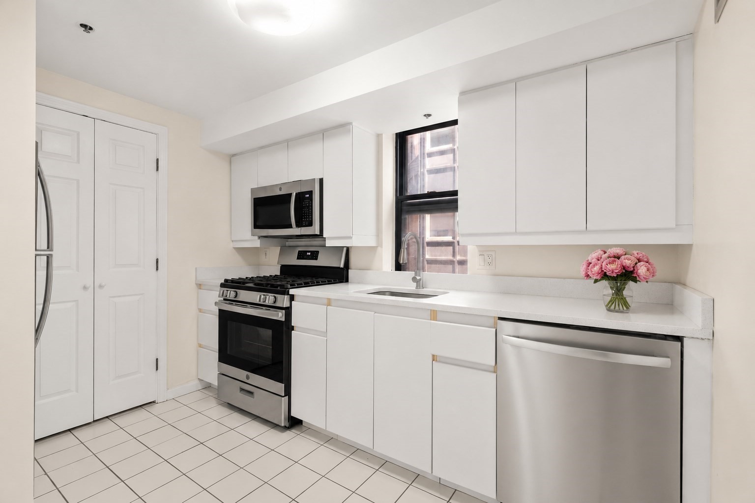170 Tremont # 1501