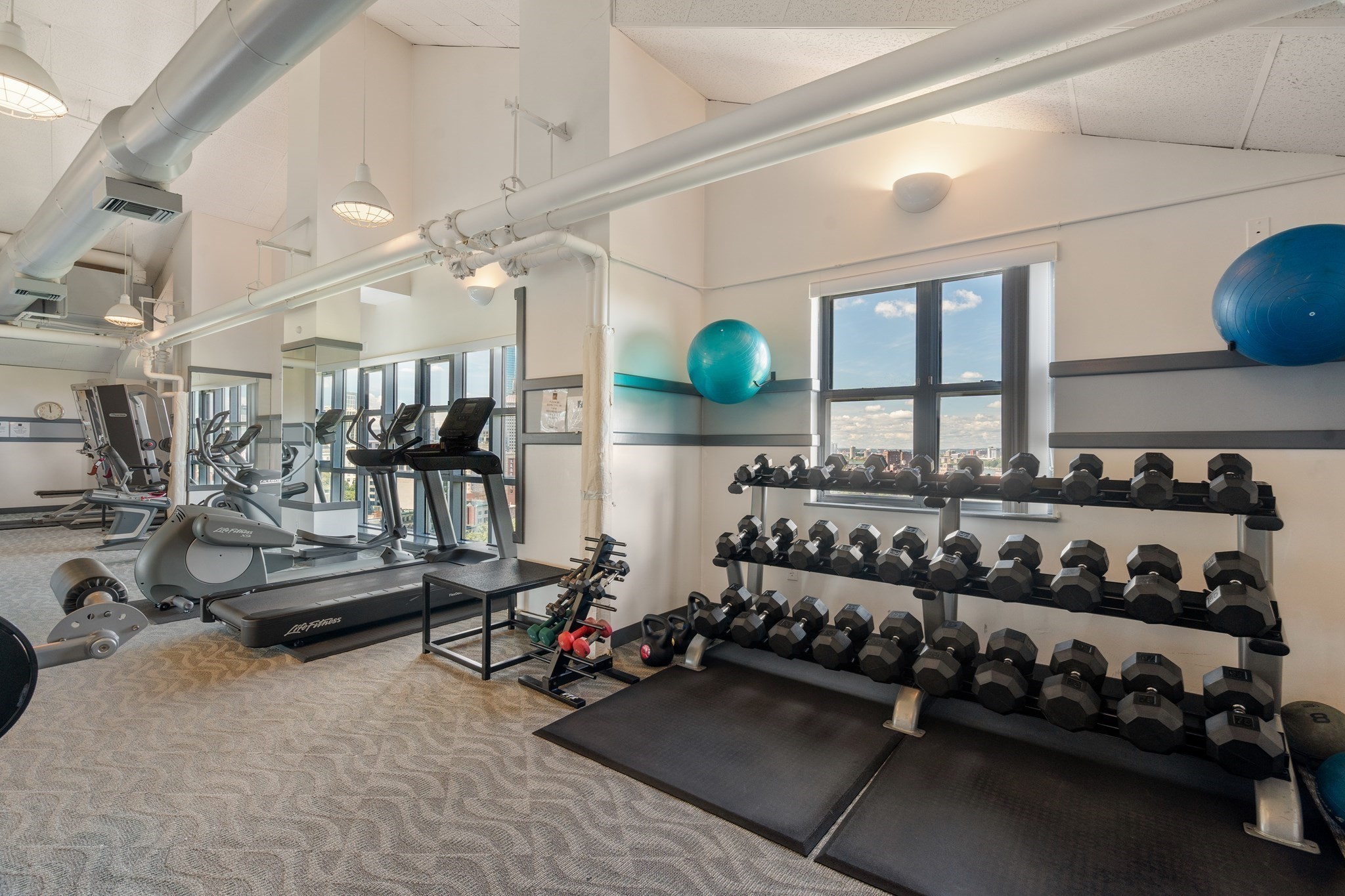 170 Tremont # 1501