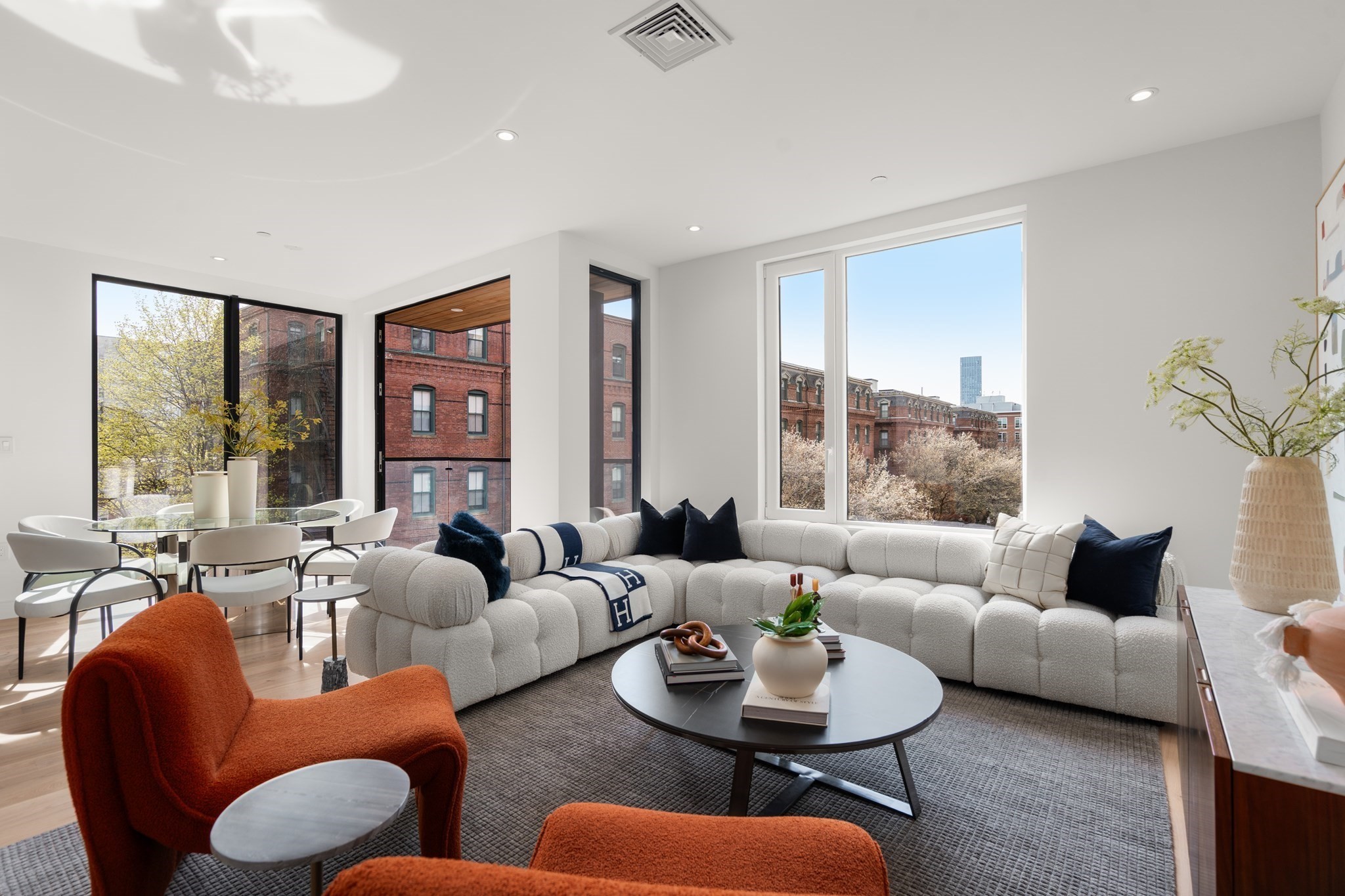 595 Albany Street # 502