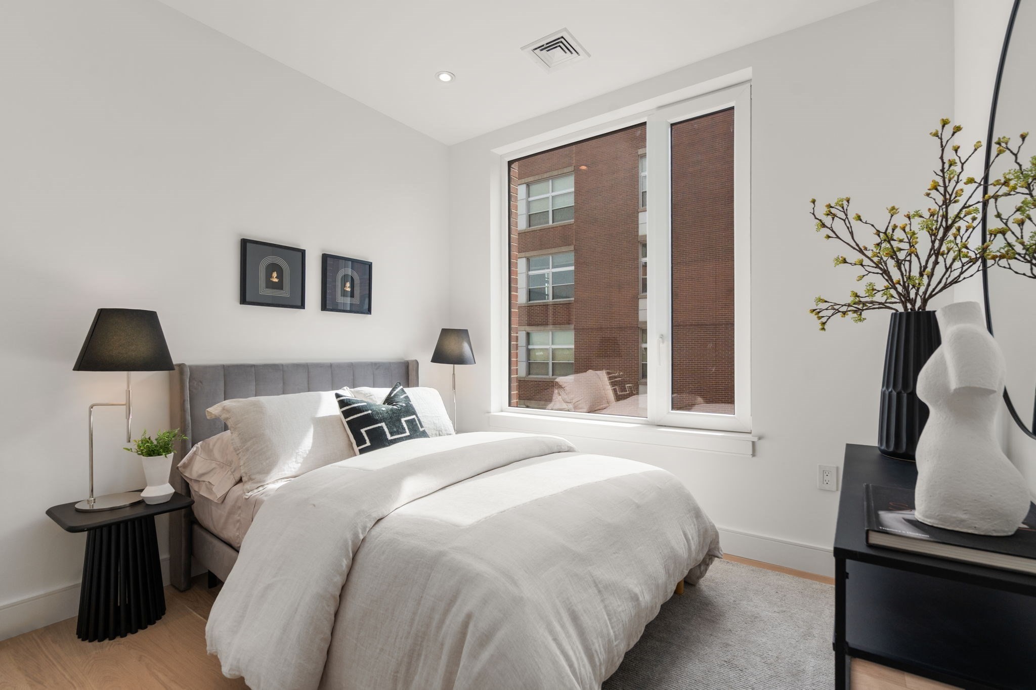 595 Albany Street # 502