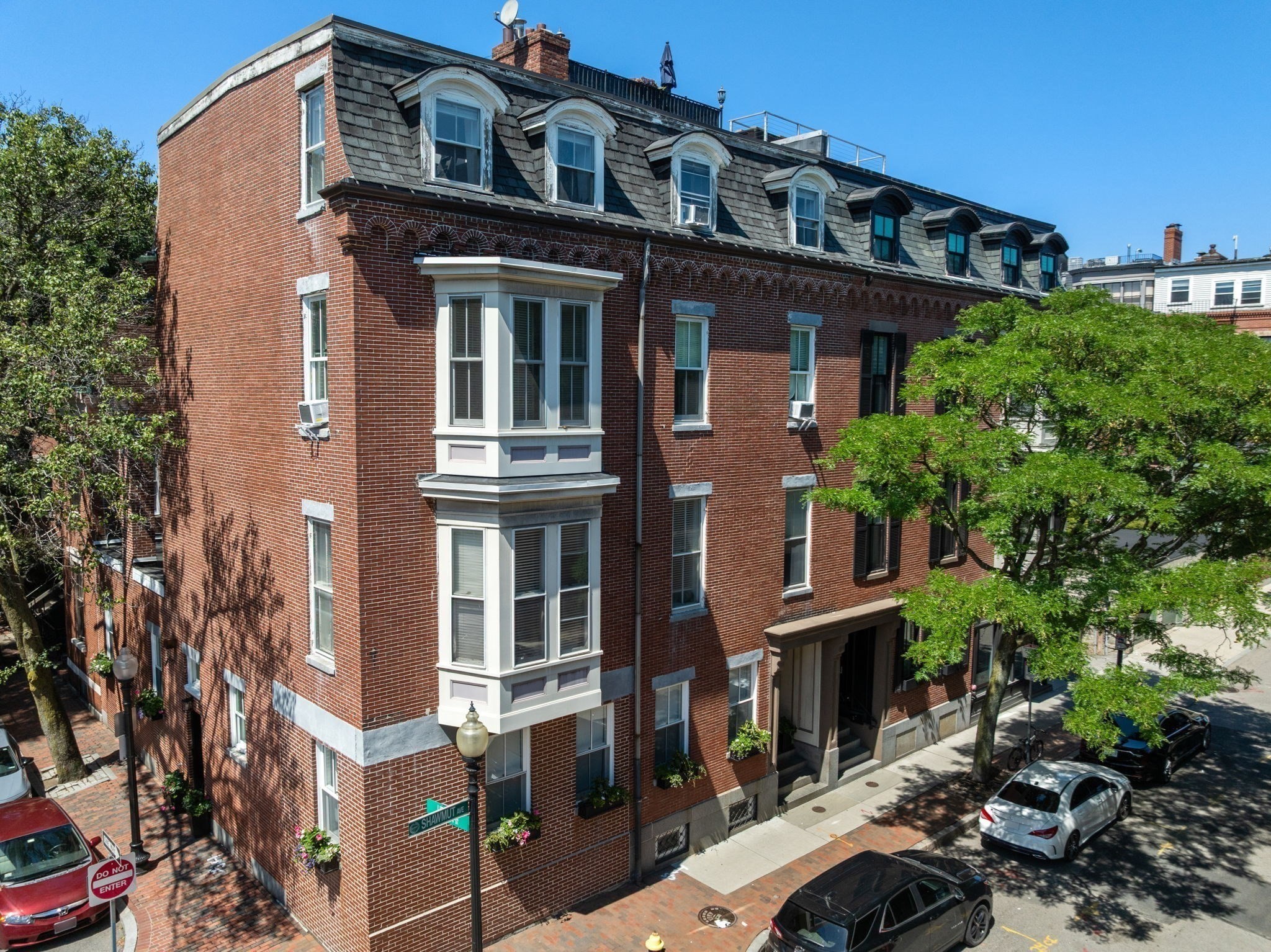 331 Shawmut Ave # 4