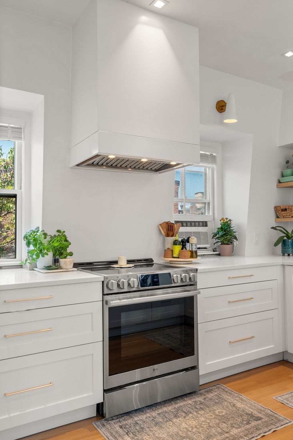 331 Shawmut Ave # 4
