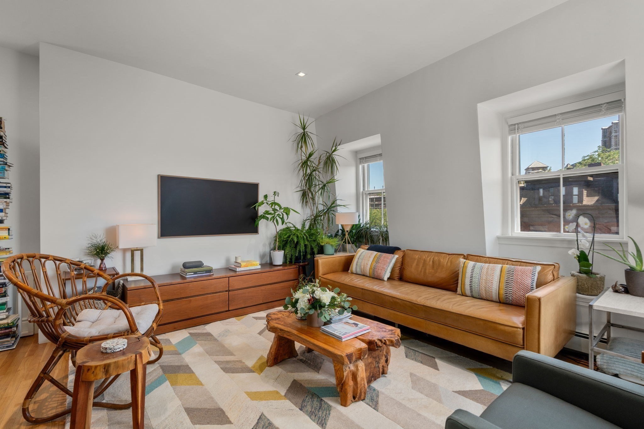 331 Shawmut Ave # 4