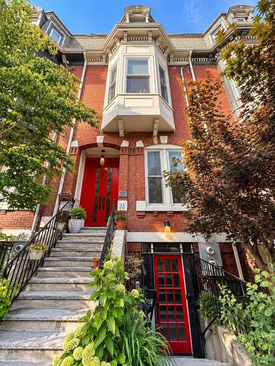 23 Fort Ave # 1