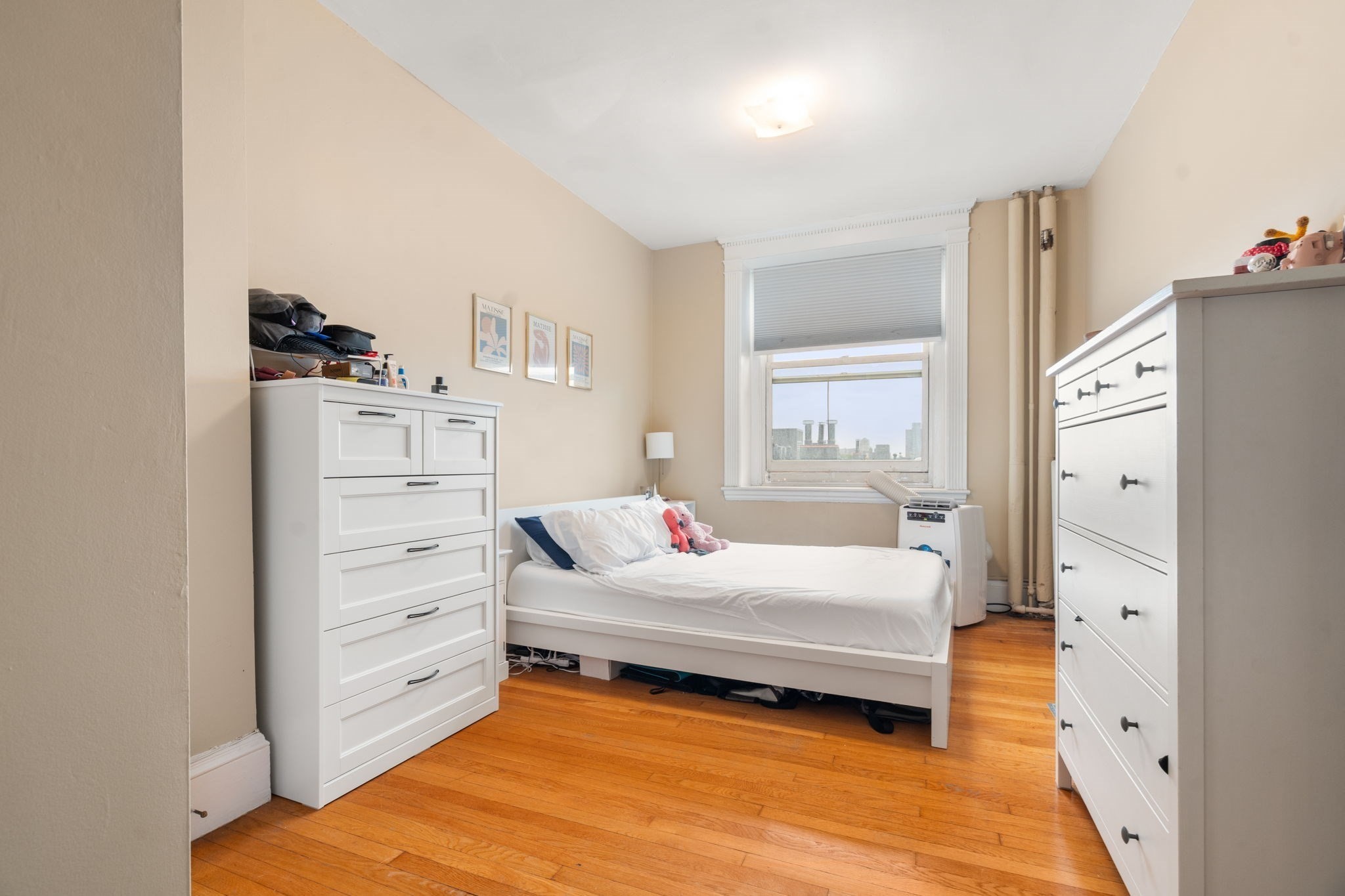 8 Garrison Street # 606