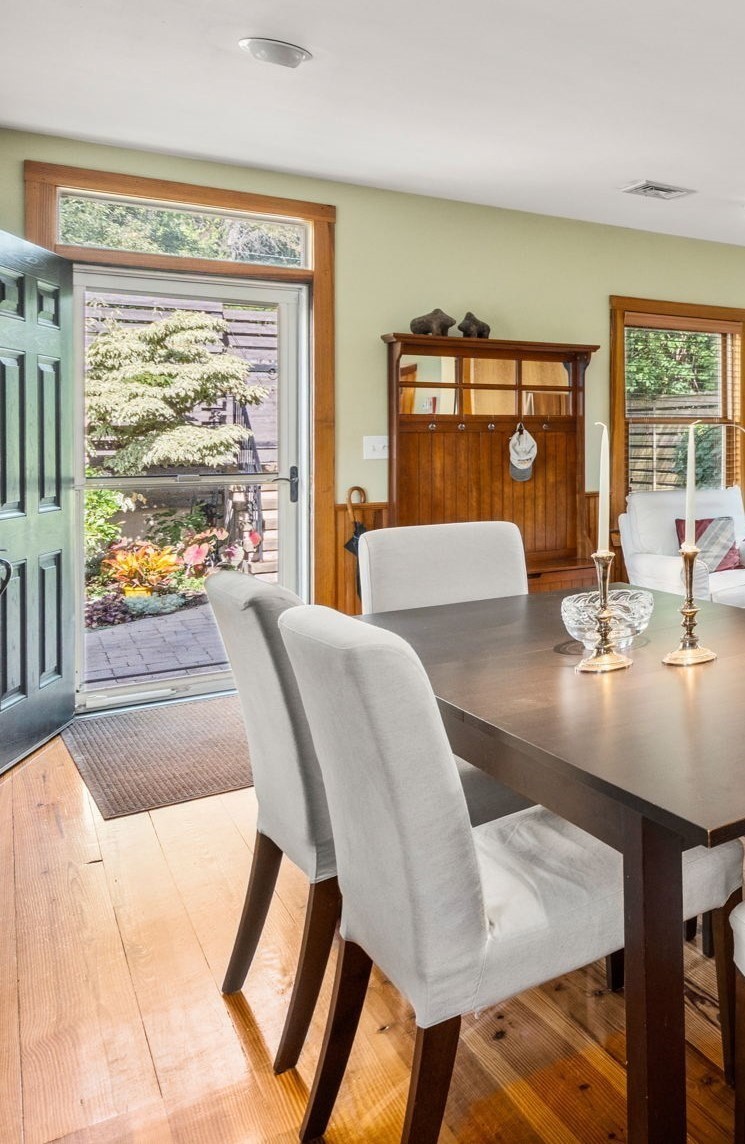 10 Symmes Street # 4