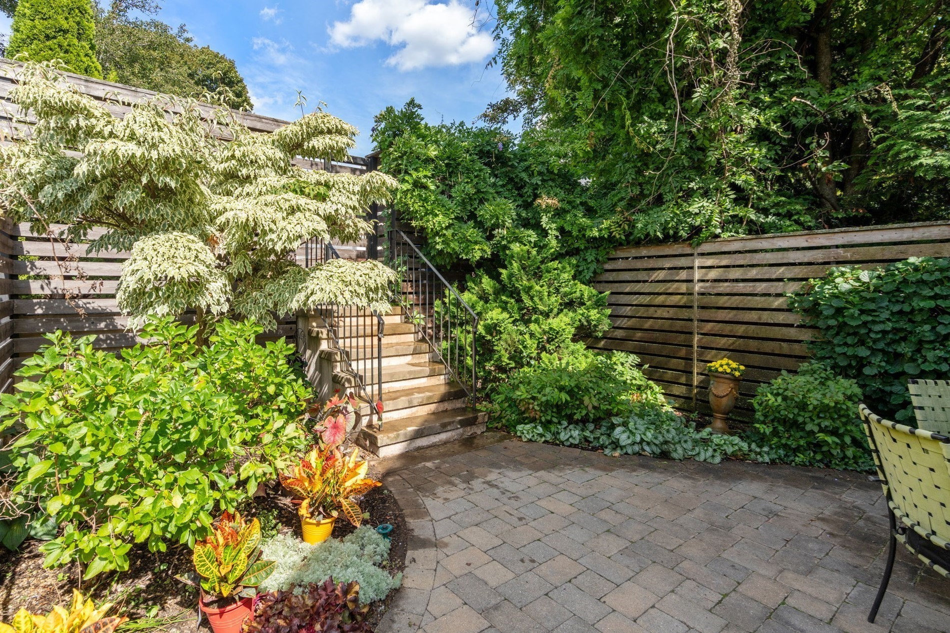 10 Symmes Street # 4