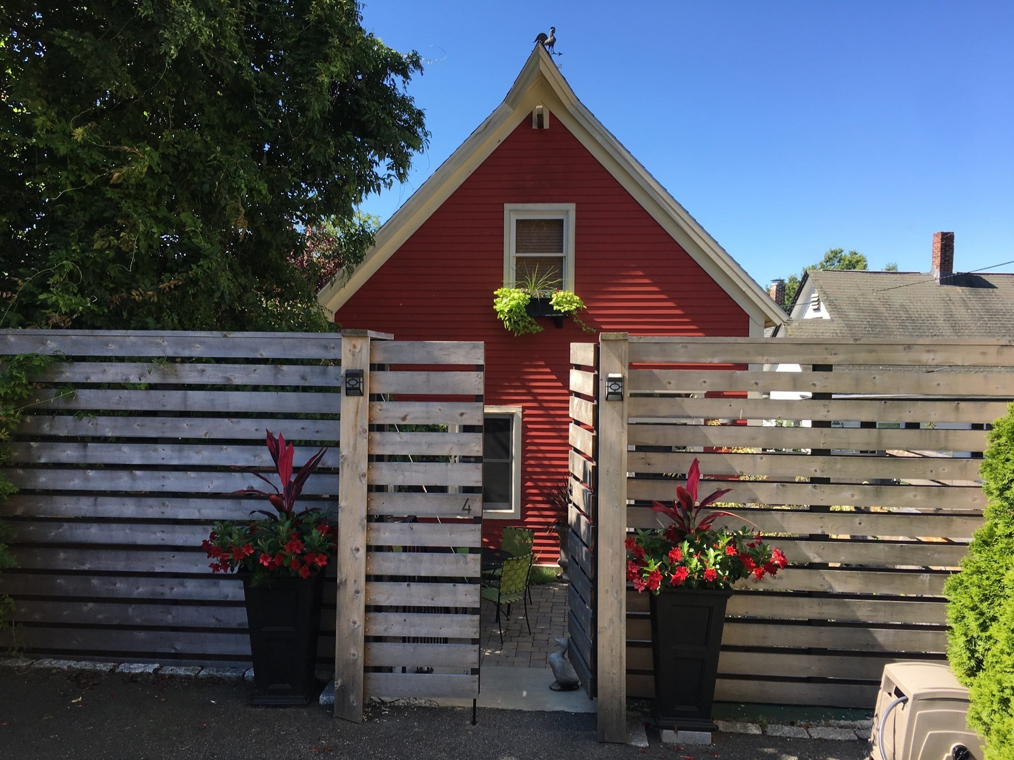 10 Symmes Street # 4