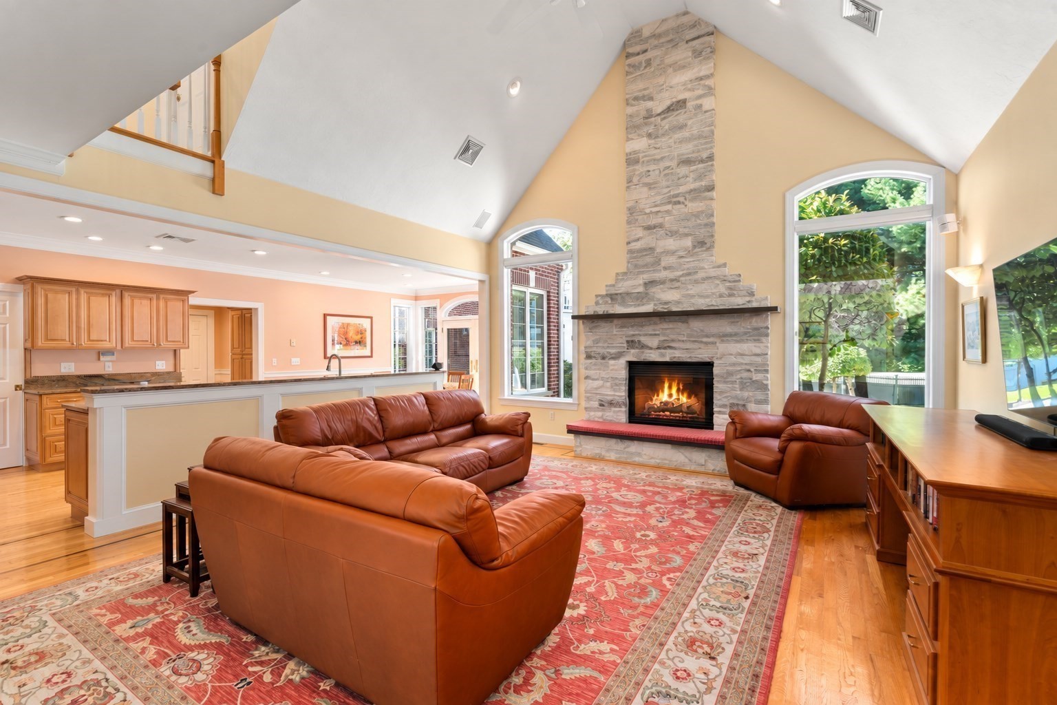 5 Elizabeth Way