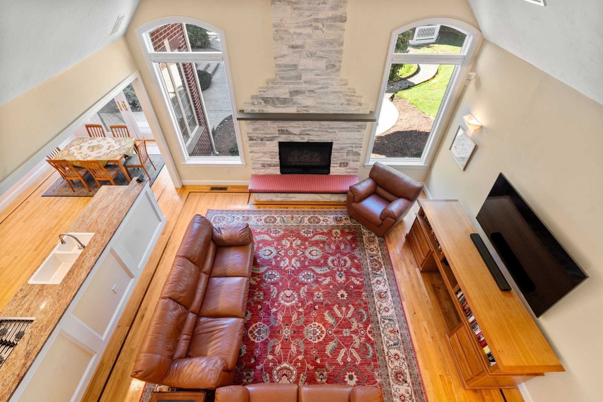 5 Elizabeth Way