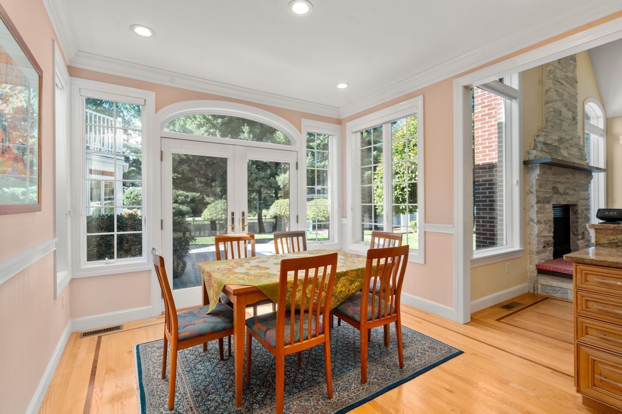 5 Elizabeth Way