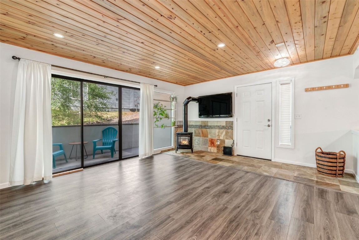 3020 Village DRIVE 211
