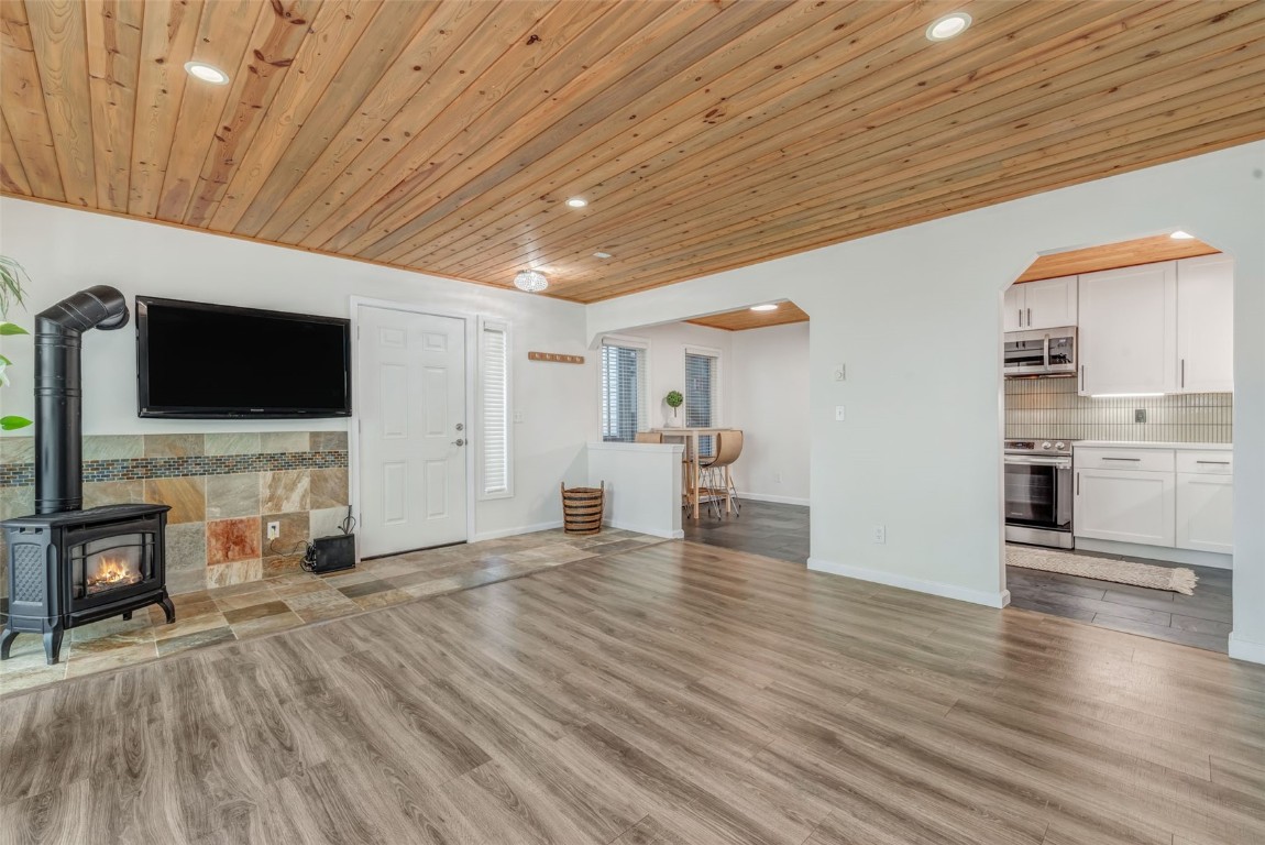 3020 Village DRIVE 211