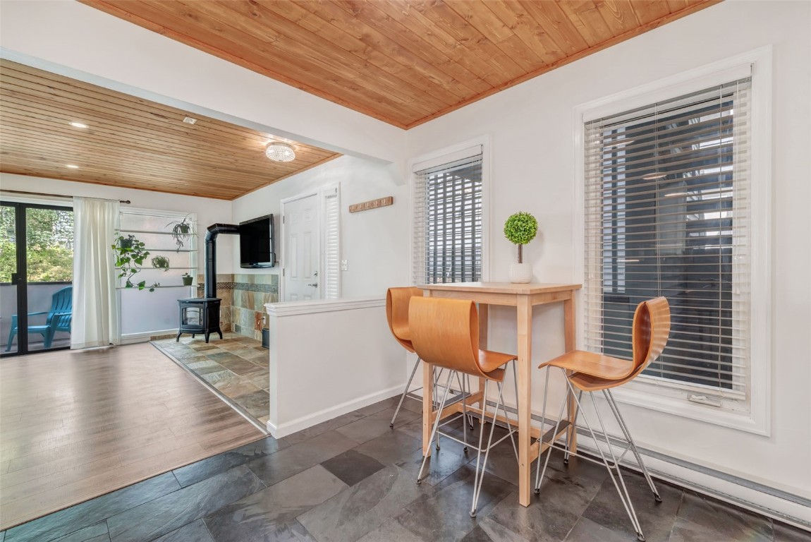 3020 Village DRIVE 211