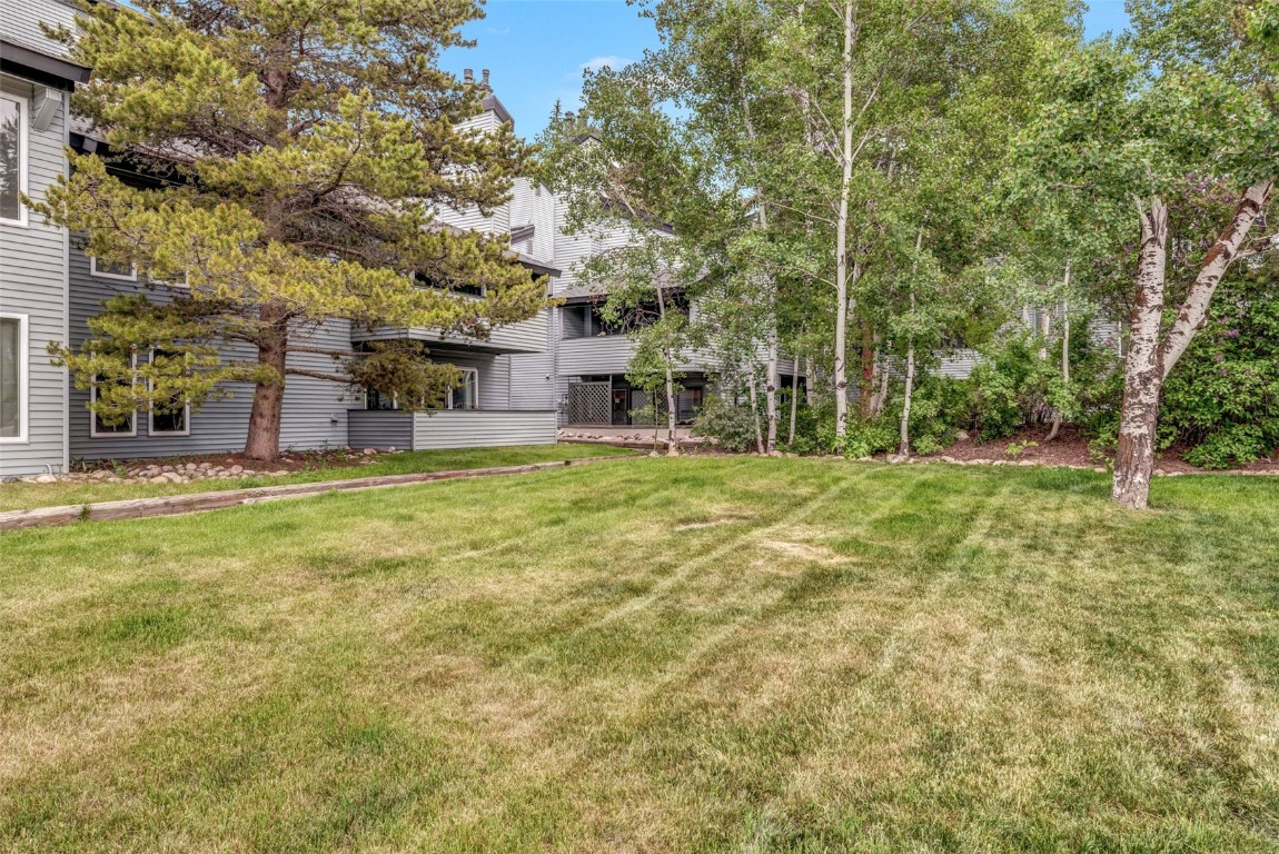 3020 Village DRIVE 211