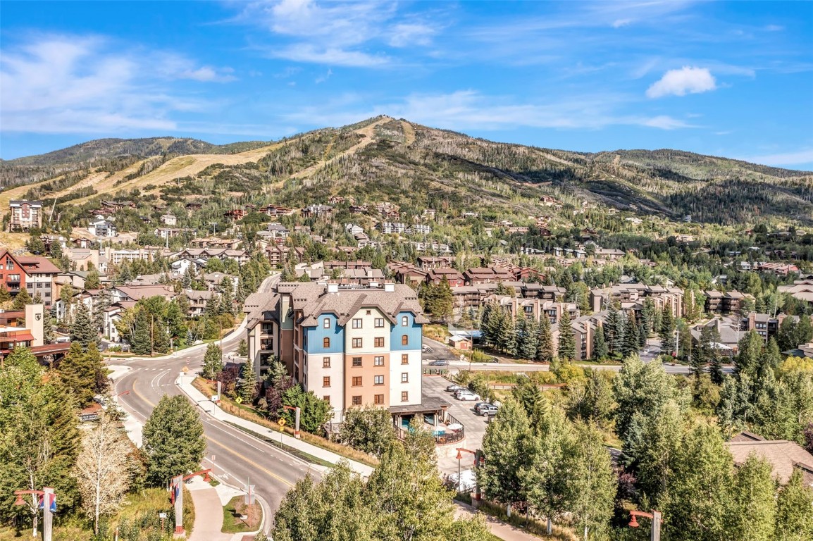 2525 Village DRIVE 2E