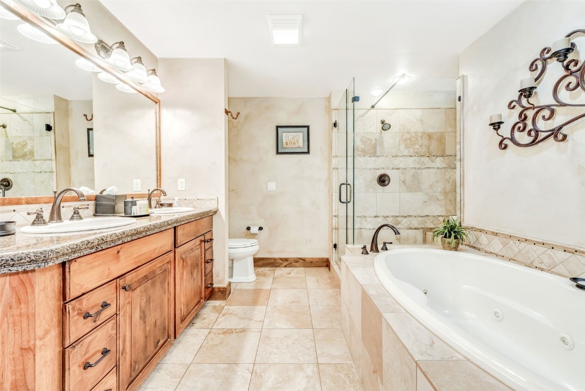 2525 Village DRIVE 2E